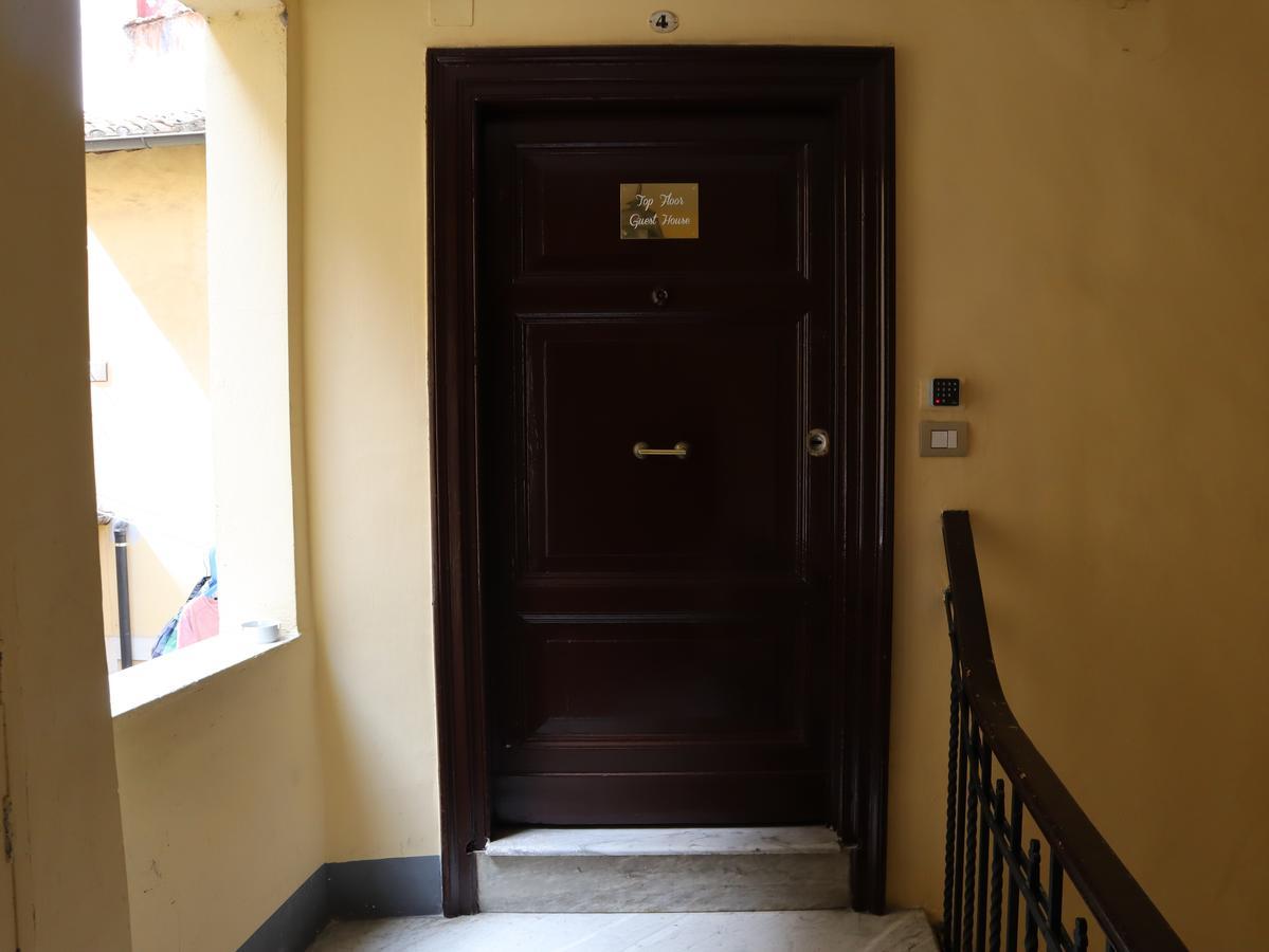 Domizia Top Floor Guest House Rome Exterior photo